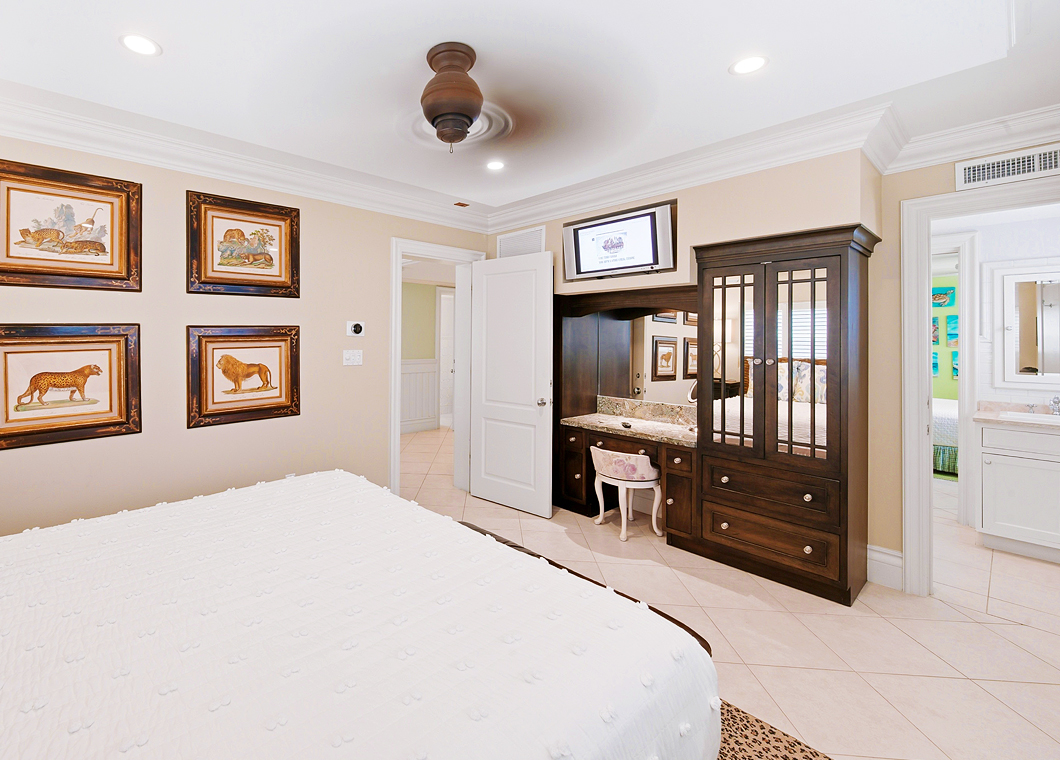 Bedroom Master at The Cayman Club Condo 16 on Seven Mile Beach Grand Cayman
