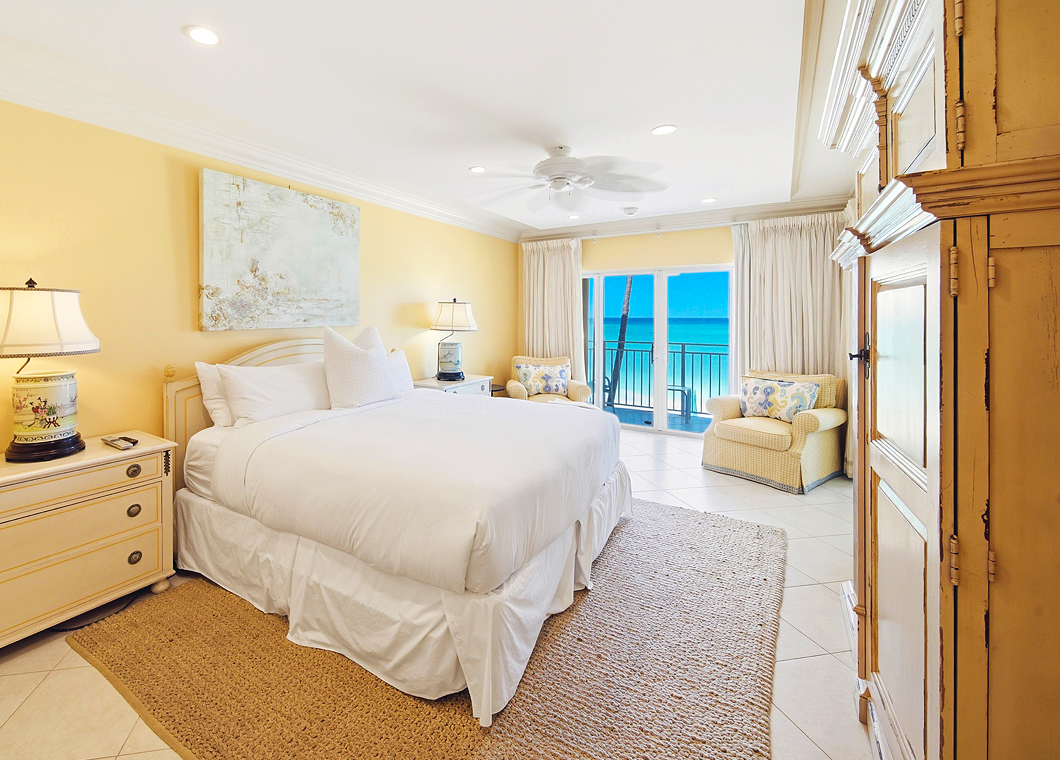 Bedroom Queen Ocean View at The Cayman Club Condo 16 on Seven Mile Beach Grand Cayman