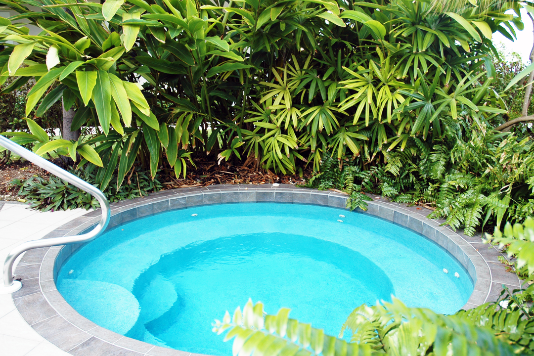 Grand Cayman hot tub and spa